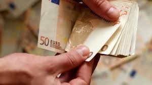 Παράλληλα, το υπουργείο οικονομικών και η ααδε ανακοίνωσαν τις προγραμματισμένες. Lotaria Apodei3ewn Deite An Kerdisate Ta 1 000 Eyrw Ert Gr