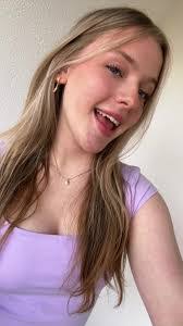 Stella Lloyd's Instagram, Twitter & Facebook