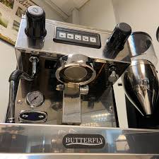 Our rental packages are perfect for businesses who are looking for a convenient and affordable way to supply their office with a coffee machine without large upfront costs. Renting Espresso Machine In Singapore