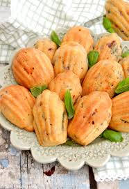 Goat Cheese Sun Dried Tomato Madeleines Del S Cooking Twist Recette Recettes De Cuisine Recette Madeleine Tomates Sechees