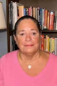 Thank you, Colonel Shannon Ralston (@sweet4shannon), for sponsoring the  Alamo's impressive Gallopalooza horse, which is proudly displayed at the  Kentucky Colonels Headquarters, Defending the Alamo. Artist Dan Colon  (@deeandano) worked to create