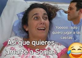 Aleida Toledo's Instagram, Twitter & Facebook