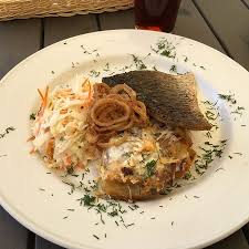 Se vuoi cucinare il merluzzo. Zuppa Di Pesce Merluzzo In Padella Con Tortino Di Patate E Formaggi Ed Insalata Mista Ottima B Bild Von Pilies Uostas Klaipeda Tripadvisor