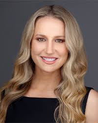 Bailey Mahoney's Instagram, Twitter & Facebook