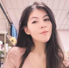 Gina Massey's Instagram, Twitter & Facebook