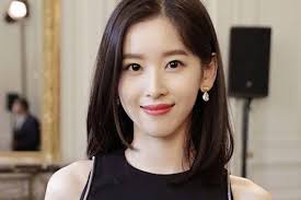 Chương Trạch Thiên Lưu Cường Đông