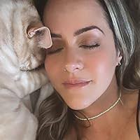 Jesse Mara's Instagram, Twitter & Facebook