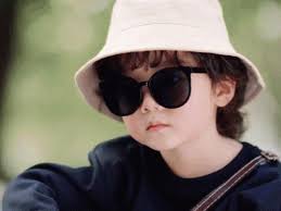 Nếu làm ảnh hưởng đến cá nhân hay tổ chức nào, khi được yêu cầu, chúng tôi sẽ xem xét và gỡ bỏ ngay lập tức. Sáº¿p Nhá» 5 Tuá»•i Ä'inh Ä'am Showbiz Hai Ma Banh Bao Trá»© Danh Yeu Nháº¥t Chieu Giup Bá»' Tan Máº¹