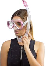 Pin By Josue Monterrosa On Cressi Mask Scuba Girl Snorkel Mask Diving Gear