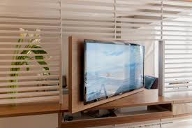 So versteckst du deinen fernseher im wohnzimmer. Und Weg Ist Der Bildschirm Tv Mobel Mit Special Effects