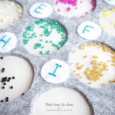 T R I E R Le Petit Plateau Pour Le Triage Des Perles Par Reference Vous A Beaucoup Plu Merci Pour Vos Retours A Lutilisa Petit Bout De Chou Perle Petit