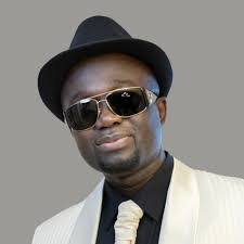 Kat Richard's Instagram, Twitter & Facebook