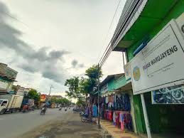 Info lowongan kerja bumn lulusan sma smk d3 s1 s2 loker tahun 2021, baca selengkapnya. Pasar Warujayeng Photo By Nganjuk Kota Angin Facebook