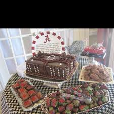 Pin By Angie Compton On Jay And Ashleys Wedding Grooms Table Alabama Grooms Cake Alabama Cakes
