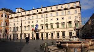 In 1622 it was sold. Palazzo Chigi Turismo Roma