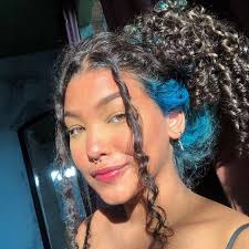 Browse through our community's questions and answers and get the information you need to rock a new hair color. Dyed Curly Hair Aesthetic Novocom Top