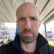 The PKK's dissolves itself