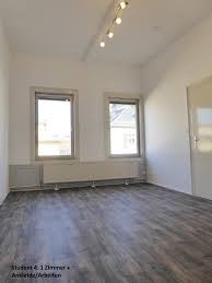 Die wohnung im 1.obergeschoss präsentiert sich hell und freundlich, stillvolles laminat in dielenoptik sorgt in den zimmern für wohnatmosphäre! Wohnungen Mieten Coburg Hauser Immobilien Kaufen Mieten