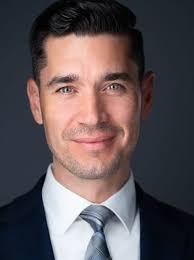 Robert Killinger's Instagram, Twitter & Facebook