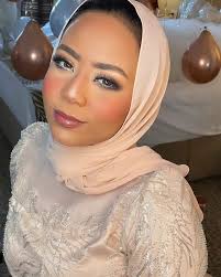 Aya Hussein Makeup artist