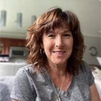 Corinne Burke's Instagram, Twitter & Facebook