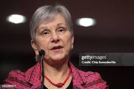 2,068 Janet Young Photos & High Res Pictures