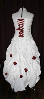 Verpasse nicht unsere brautkleider kollektion 2021. Brautkleid Schneidern Lassen Dein Massgeschneidertes Brautkleid