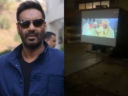 Ajay Devgn Tanhaji Nagpur City Police Screens Tanhaji At Shelter Home Amid Lockdown Ajay Devgn Is Humbled However, today, for the first time after the #metoo allegations, hirani was spotted with 0sharesshare on facebookshare on twitter rajkumar hirani is one of the most important directors of today, who bridges the gap between art and good. zoom tv