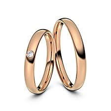 Kein problem, denn unsere ringe sind konfigurierbar. Trauringe Bornheim 750er Rotgold 9711 Juwelier Schmuck