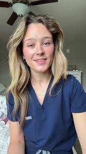 Heidi Calhoun's Instagram, Twitter & Facebook