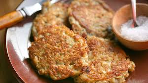 Classic Potato Latkes Recipe Recipe Latkes Recipes Nyt Cooking Potato Latkes