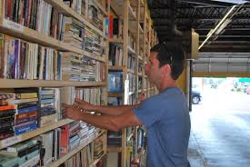 Dave S Drive In Liquor Book Store Fremont Ne Liquor Store Bookstore Liquor