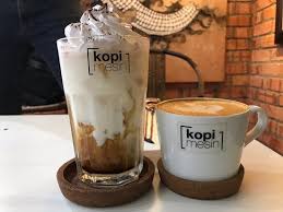 It is also the name of the territory (jajahan) or district in which kota bharu city is situated. Kopi Mesin Heritage Kota Bharu Restaurant Reviews Phone Number Photos Tripadvisor