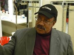 I was married to Bobby Lee Roberts musician that lived