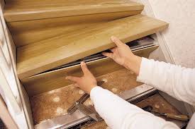 Schablonen werden auf die wangenblenden übertragen und. Wie Sie Einer Alten Treppe Einen Frischen Auftritt Verleihen Livvi De