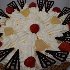 Ronde Slagroomtaart 12 P Luxe Bakkerij Leopold Nagelkerke Prinsenbeek Breda