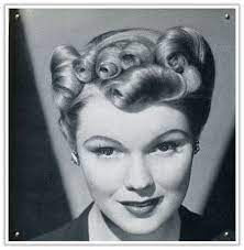 This Particular Style Is Called The Victory Roll Description From Momsoldbox Wordpress Com I Searched Vintage Hairstyles Womens Hairstyles 1940s Hairstyles