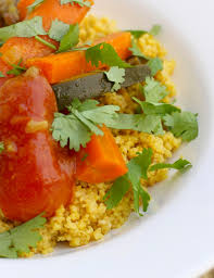 Add tomatoes, cucumber, bell pepper, green onions, parsley, and basil. Snelle Couscous Met Gestoofde Groenten Francesca Kookt