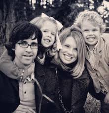 I Like This Idea Of The Kids Hugging Mom And Dad Like This Not Sure How To Make It Work With 4 Kids Good Mythical Morning Really Good Movies Rhett And Link