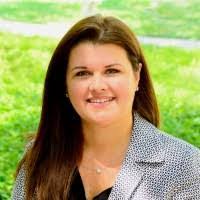 Gina Manos's Instagram, Twitter & Facebook