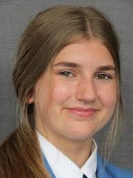 Queen's High School senior prizes