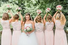 Bride And Her Bridesmaids By Fraeuleinflora Brautjungfern Braut Hochzeit