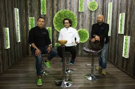 Ce va primi cheful câștigător. JuraÅ£ii Din Chefi La CuÈ›ite Provocare La Roata Ingredientelor