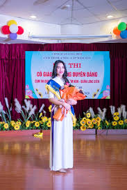 Tưng bừng hội thi Cô giáo tài năng duyên dáng năm học 2020 - 2021 - DNTT  online