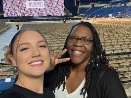 ASL interpreters helped to complete the picture of 'Eras Tour' in  Indianapolis