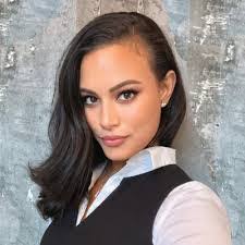 Cassandra Beals's Instagram, Twitter & Facebook