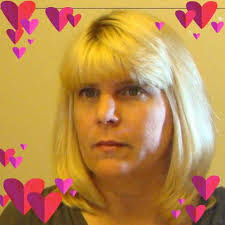 Shana Barnes's Instagram, Twitter & Facebook