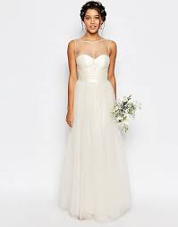 Shop the latest chi chi london bridal lace midi dress with 3d applique trends with asos! Chi Chi London Maxi Brautkleid Aus Tull Asos