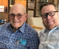 Remembering legendary Iowa Park announcer Robert Wilcox