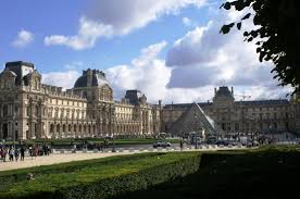 Réparties entre la grille de la concorde et le grand carré ces activités feront le bonheur des plus petits. Jardin Du Carrousel Paris 2021 All You Need To Know Before You Go With Photos Tripadvisor